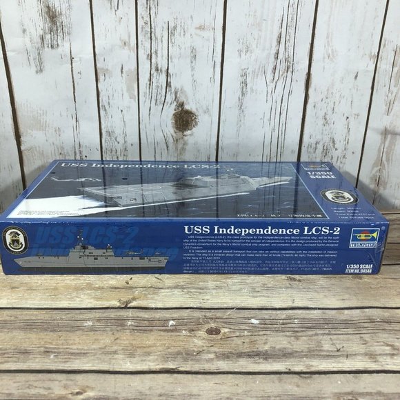 NEW Trumpeter USS Independence LCS-2 Warship Model Kit Plastic 2010 SEALED - Picture 8 of 12